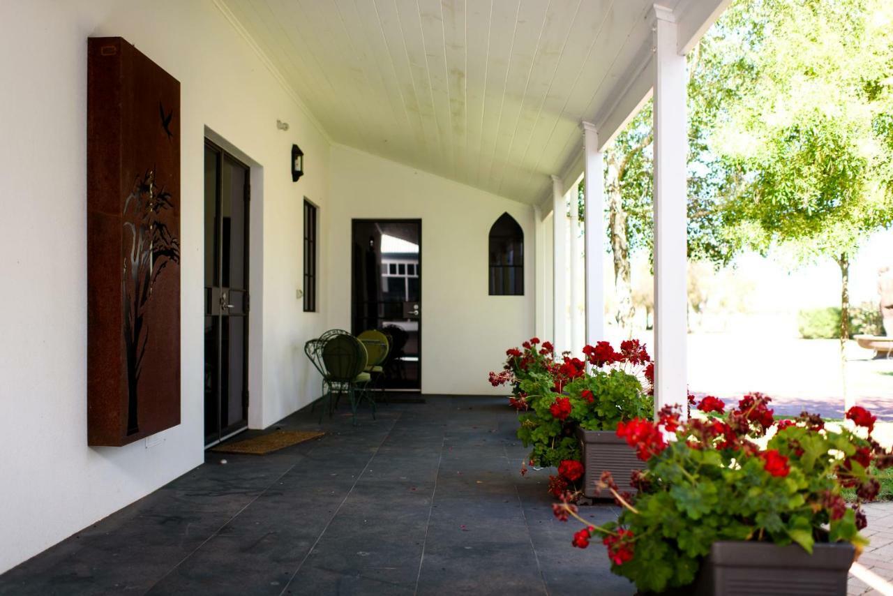 Fairlawn Estate Guest House Busselton Bagian luar foto